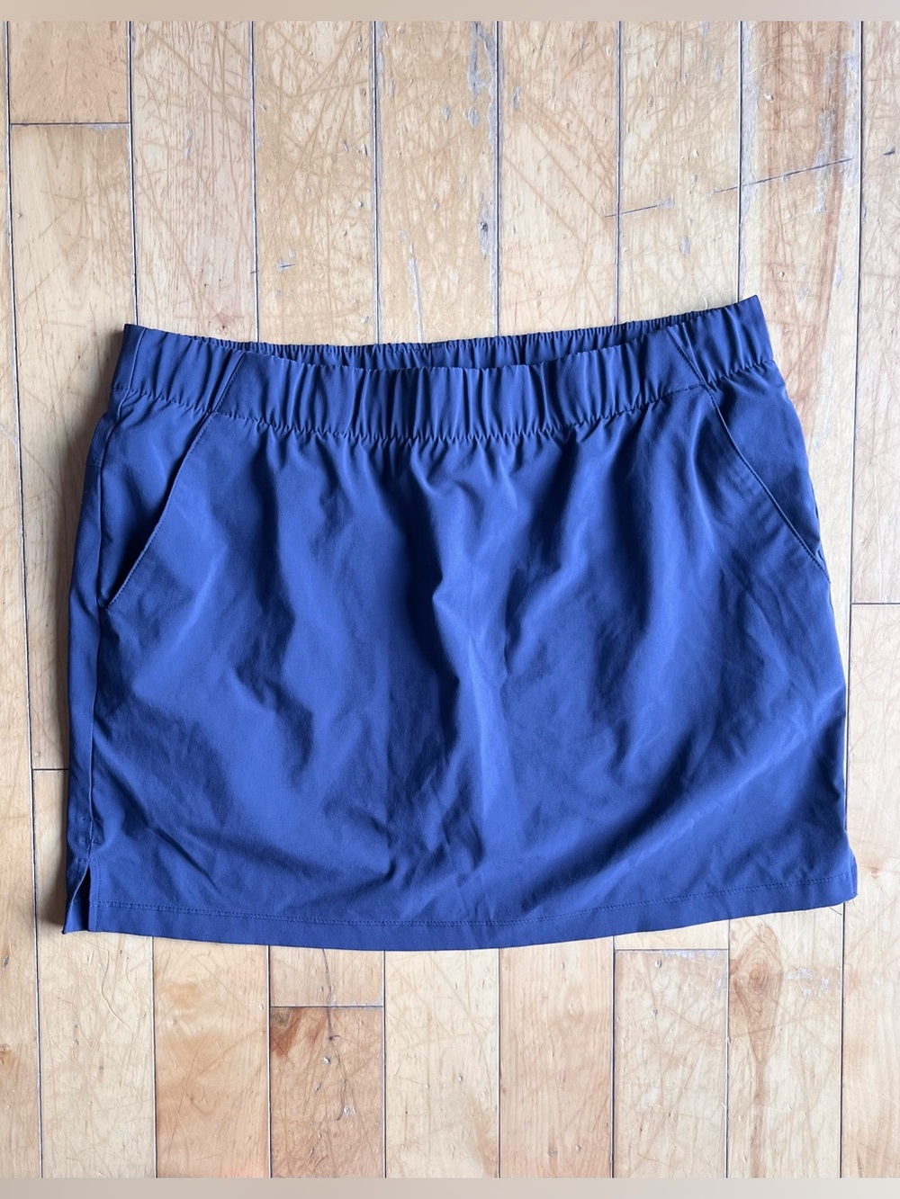 Columbia Elastic‑Waist Athletic Navy Shorts with Built‑In Liner Size Large